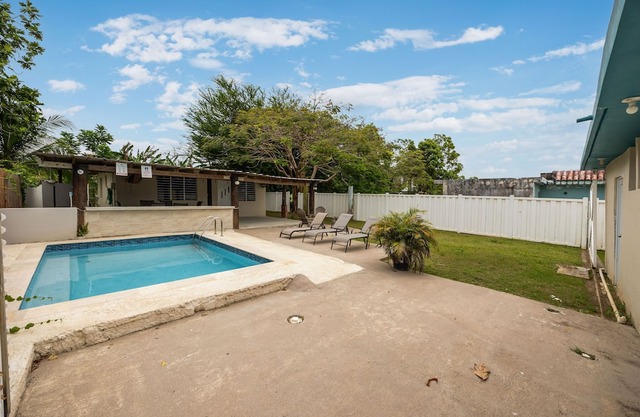 Pool Villa Pet-friendly Near Beach