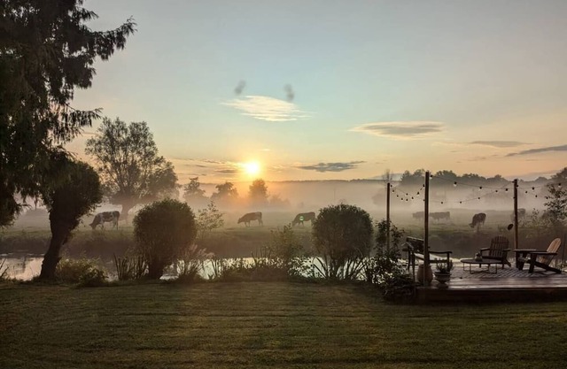 La Bicoque au bord de l'eau 🏡☀️