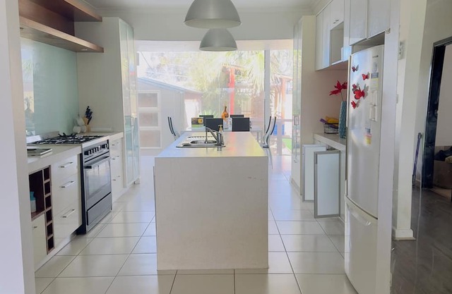 3 Bedroom cozy villa in Werribee near Werribee CBD and other amenities