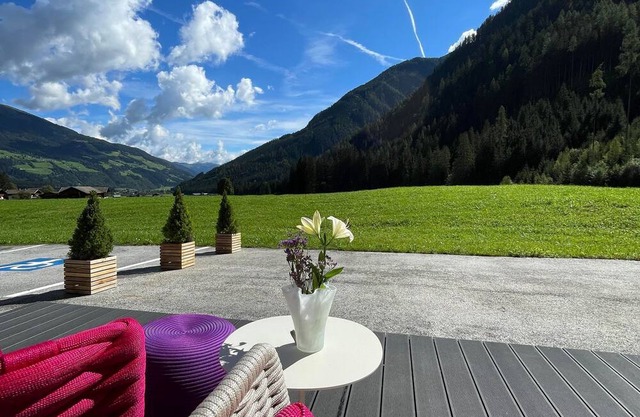 Apartment Großvenediger in the farmhouse - Gasthof Siggen