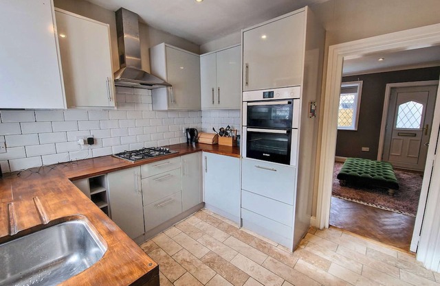 City SuperHost - Lovely 3 bed home