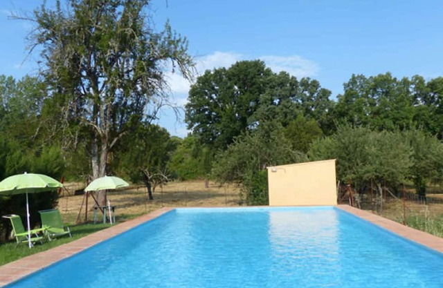 Country House 'Los Cascos' with Mountain View, Shared Pool and Air Conditioning