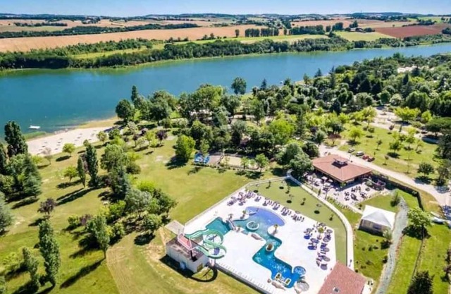 Camping 3 étoiles - eecge0