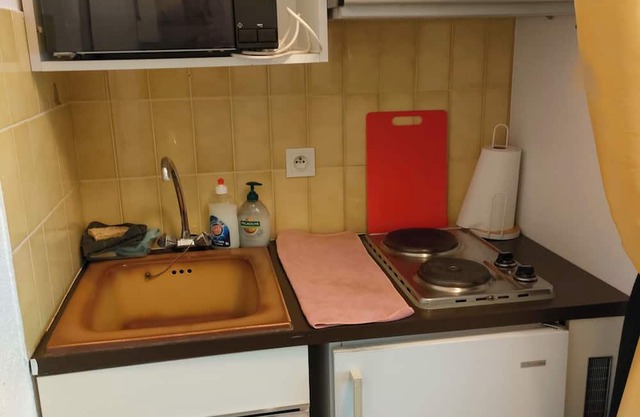 "Un Temps Pour Vous" Charmant Studio au Rdc, Situé aux Trois Epis.