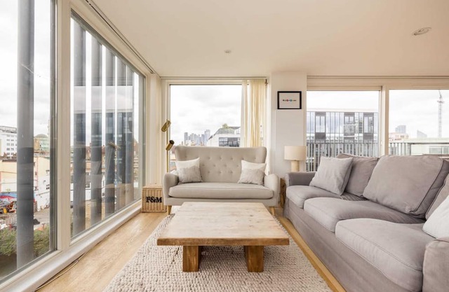 Stylish Canal View Apartment