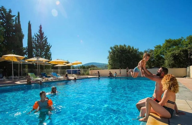 Camping Les Gorges de Provence**** - Comfort XL mobile home 3 rooms 4 people