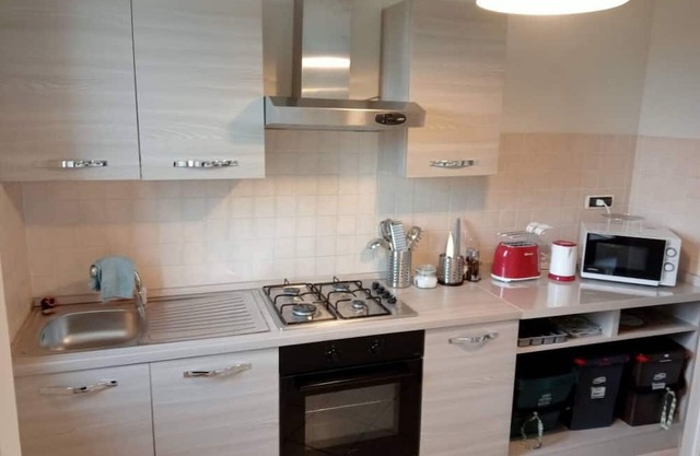 Lovely apartment for 5 guests with WIFI, A/C, TV, balcony and parking