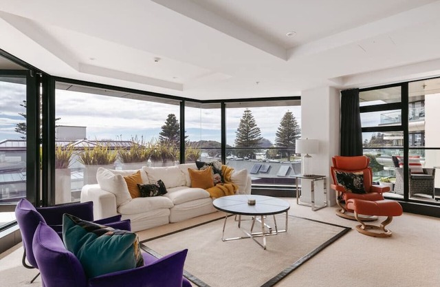 3 Bedroom Luxury Apartment with Heated Pool