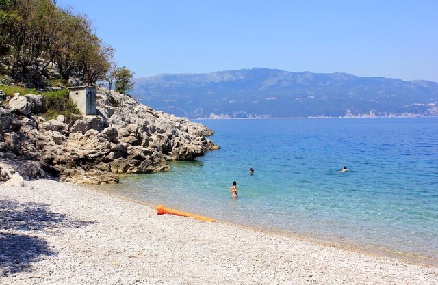 One bedroom apartment with terrace Porozina, Cres (A-23050-b)