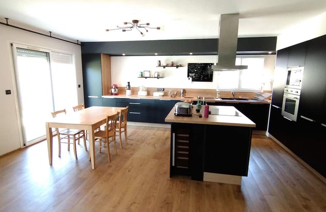 Maison Avec 3 Chambres Dans le Village D'eurre Dans la Drôme