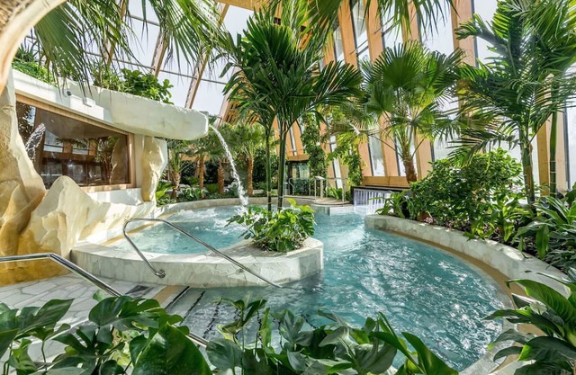 Nice apartment in villa for 6 people with pool, WIFI