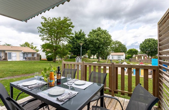 Holiday Home '2 - Maison T3 Confort' with Shared Pool, Private Terrace and Shared Garden