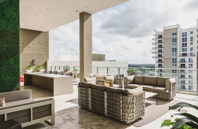 #212 - Tucker Dadeland