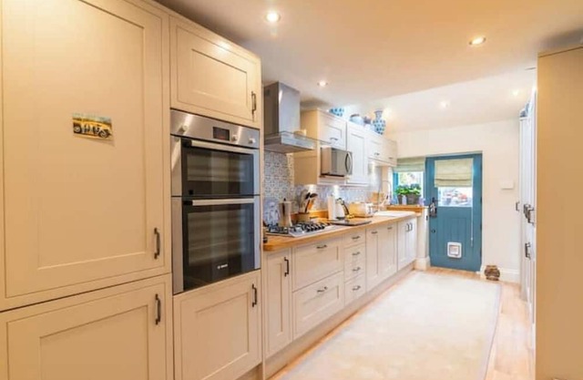 Beautiful country cottage renovated close to Dales