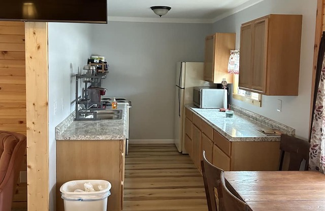 Newly built getaway in a small country town