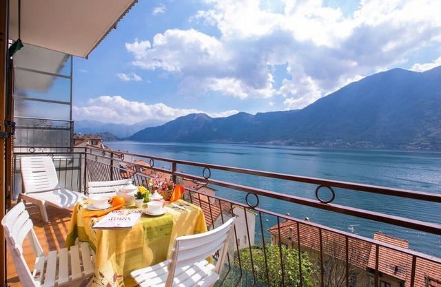 Vacation apartment/apartment for 4 guests with 90m² in Colonno (122709)