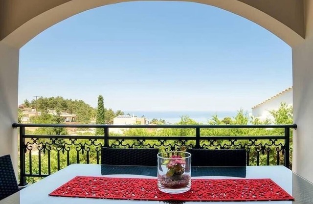Maria's Cretan Oasis - Private Pool Getaway