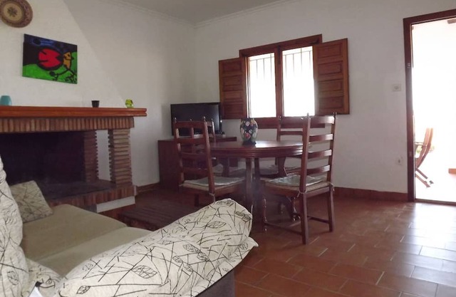 Holiday Home 'Villa Rosa 1' with Sea View, Wi-Fi and Air Conditioning