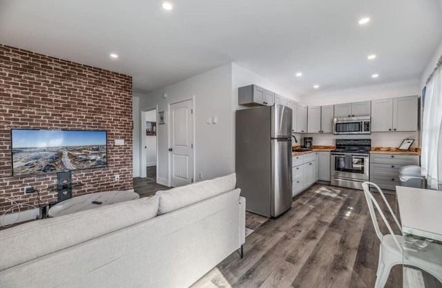 New Riverfront 2BD 1BA | Washer & Dryer Included