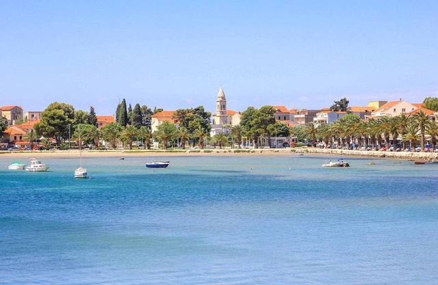 Faro app 20m from the beach