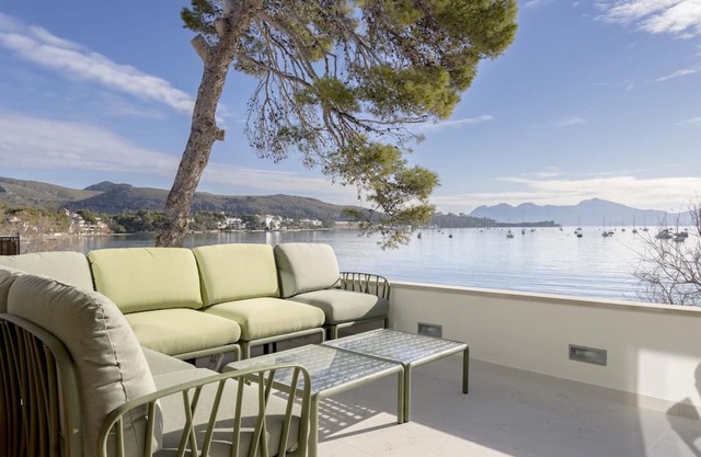 Voramar 47 Stunning Seafront 3 Bed Apartment on Port Pollença's Iconic Pine Walk