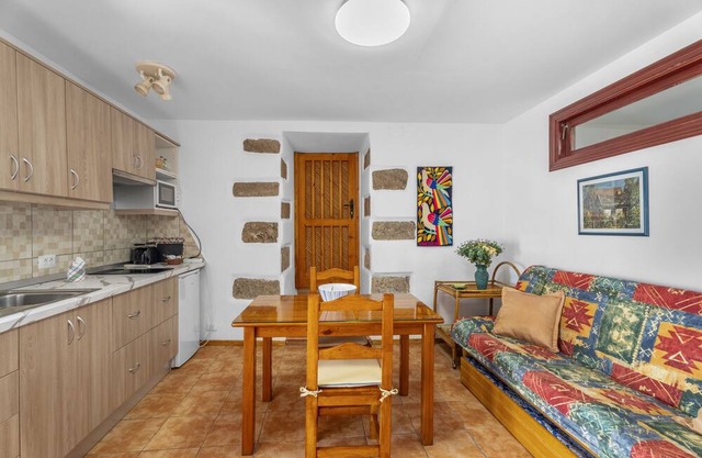 Apartment 'Telégrafos' with Mountain View, Private Terrace and Wi-Fi