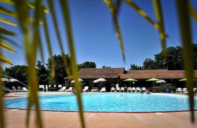 Chalet 3 étoiles - Piscine - eeebae