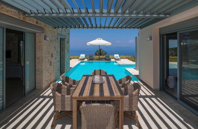 Holiday house Vafkeri for 1 - 8 persons with 4 bedrooms - Twin house