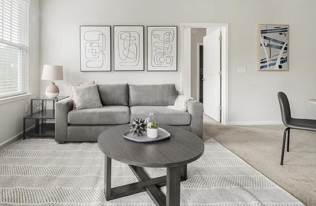 Landing at Crowne at Live Oak Square - 2 Bedrooms in Charleston
