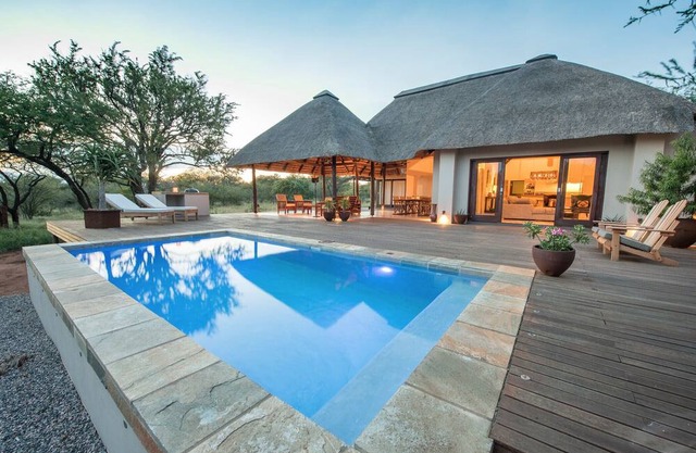 Villa Lethabo: Elegance Amidst Majestic Old Trees