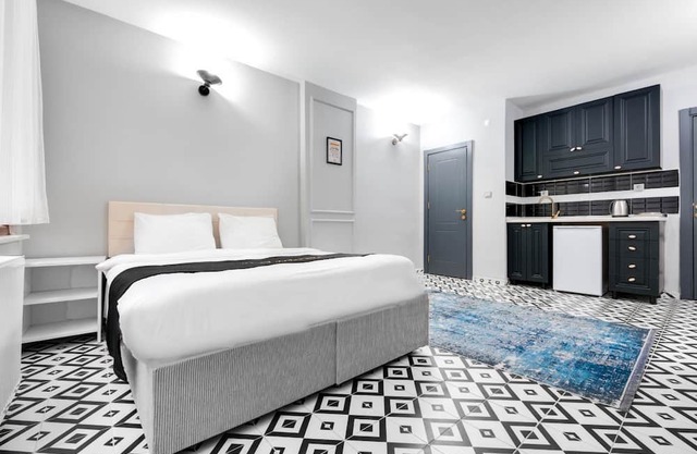 Luxurious Studio Flat 5 min to Kabatas and Taksim