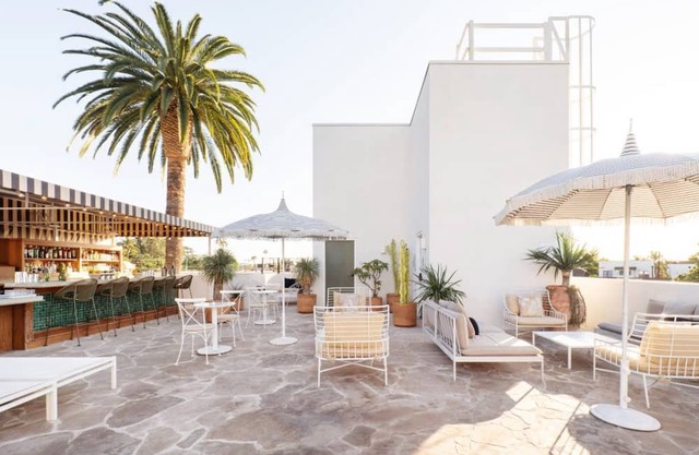 The King Studio at Silver Lake Pool and Inn, Pet-friendly Property, Onsite Pool