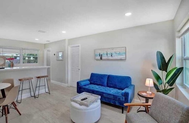 2 Bedroom 825955 by Houzlet