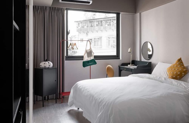 Olala Lin Studio 304