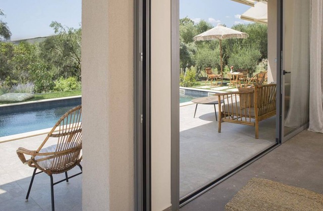 ISholidays Kalamata Elaia Grove Villas