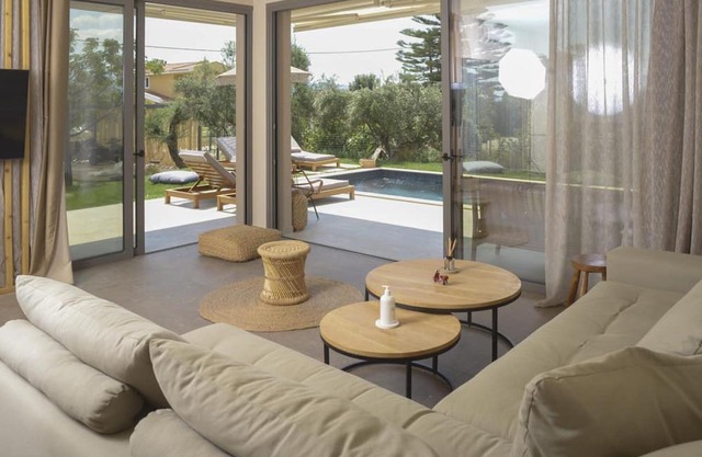 ISholidays Elaia Grove Villa 2