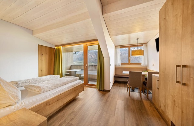 Apartment 'Residence Egger Apt A' with Mountain View, Wi-Fi and Air Conditioning