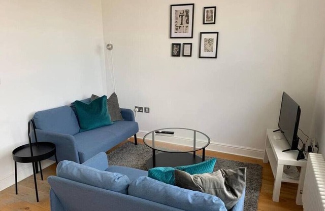 Perfect 1 bed -10 East St Flat 2