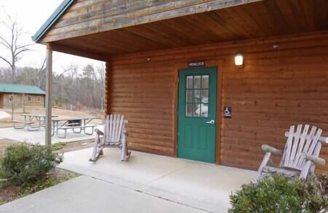 Hemlock Cabin at Keowee-Toxaway ADA Accessible, Hemlock Cabin at Keowee-Toxaway ADA Accessible