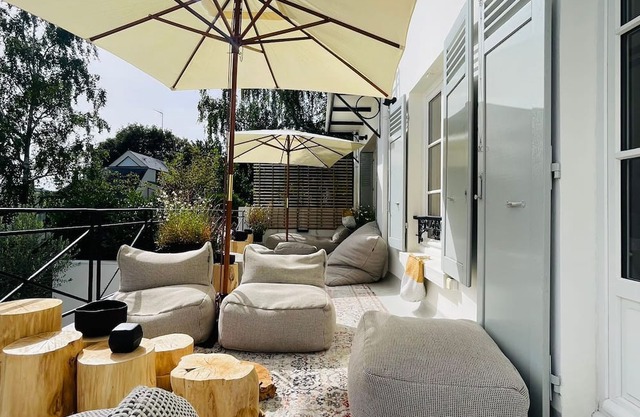 Villa Pradier - Les Demoiselles at Versailles