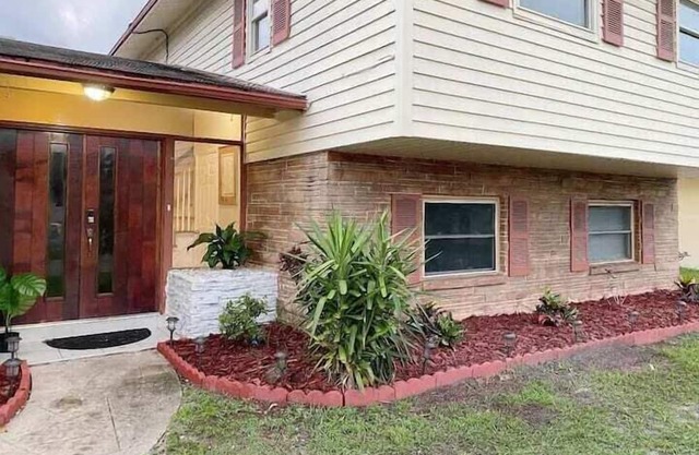 2 Bedroom 735708 by Houzlet