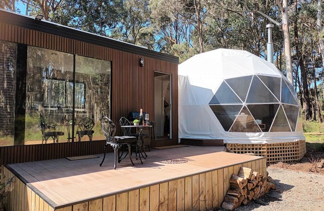 Daylesford Luxury Eco Retreat. A Romantic Dome Getaway for Couples
