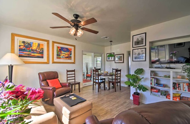 Pet-Friendly Phoenix Home: Breezeway & Fenced Yard