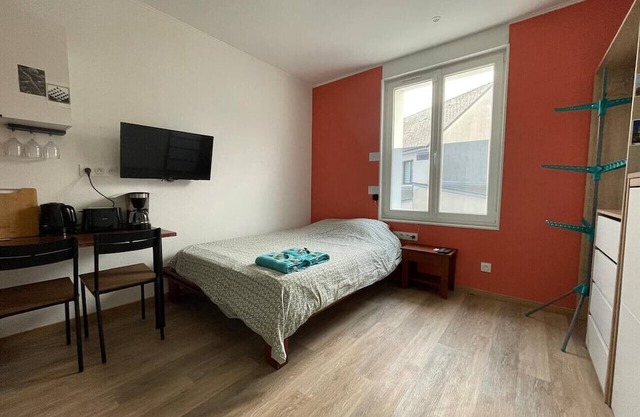 Cosy studio renovated in 2023 Garage