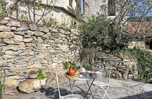 Beautiful apartment for 6 guests with WIFI, TV, terrace and pets allowed