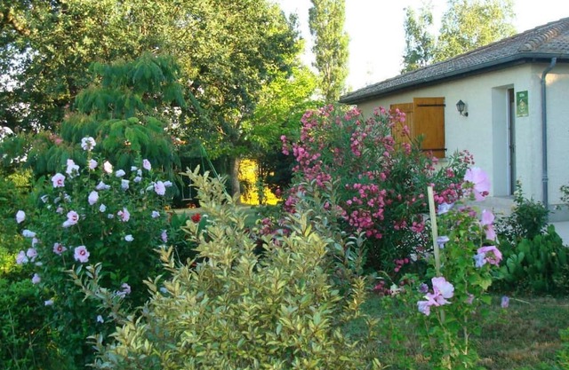 Les Barreaux - MONTVALEN