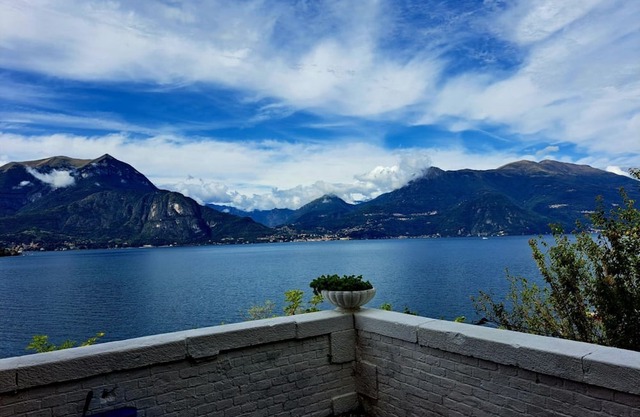 Lake-view villa (Varenna Wonders)