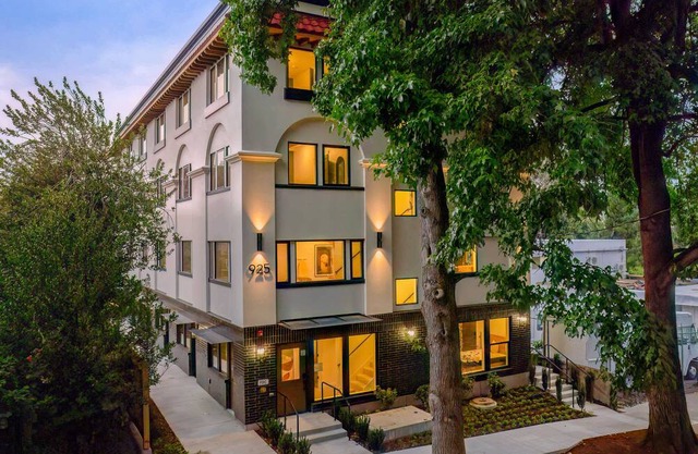 Kerns Studio Apartment - Prime Location & Modern Comforts