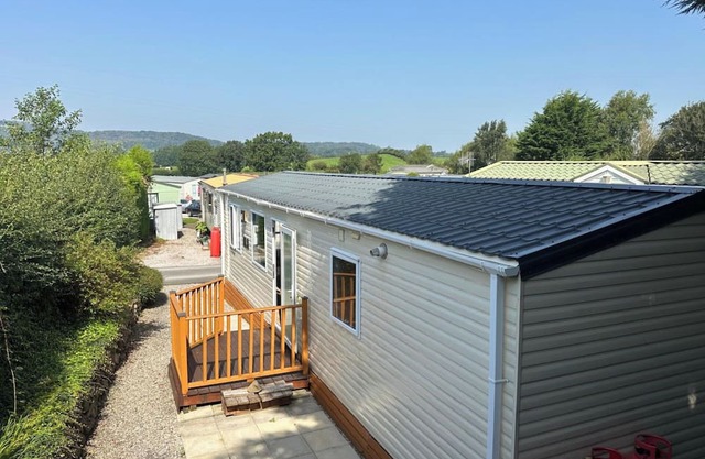 2 Bed Caravan-Sleeps 6-Pet Friendly