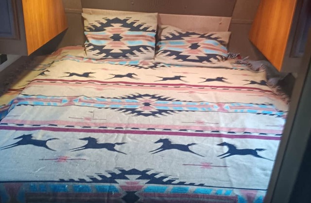 Cozy RV in Amazing Black Canyon City with AC